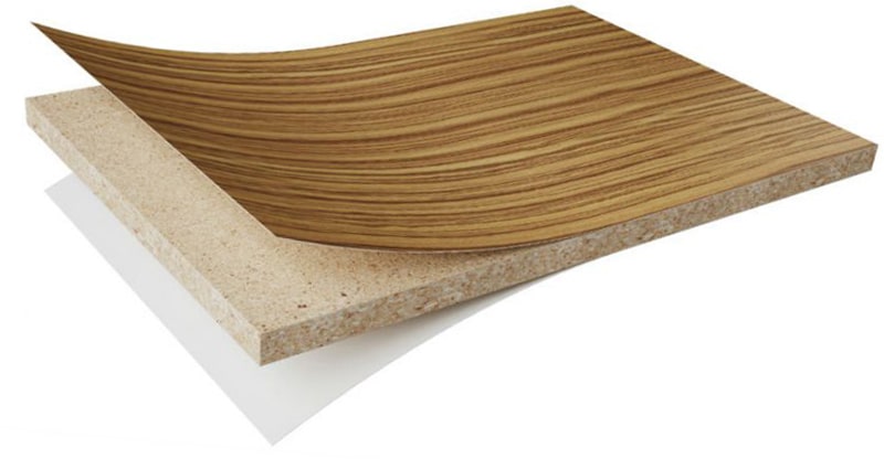 Gỗ MDF phủ Melamine là một loại gỗ ván ép công nghiệp có cấu tạo 2 phần: Lõi MDF và mặt Melamine