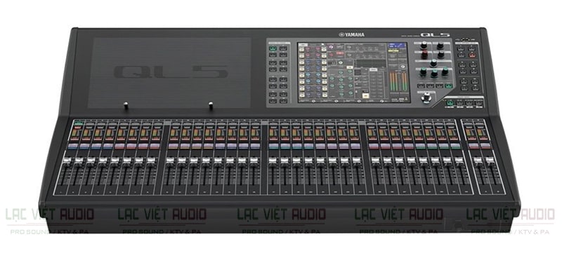 Digital mixer Yamaha QL5