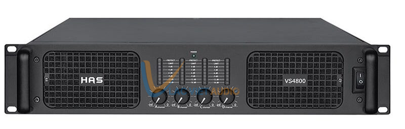 Cục đẩy 600W có nhiệm vụ khuếch đại âm thanh, thiết kế nhỏ gọn, các nút bấm dễ dàng thao tác.